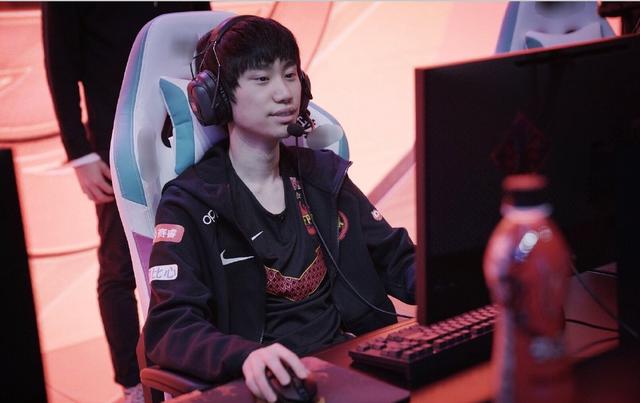 坛两种战术 坛两种战术